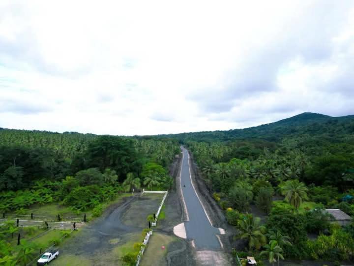 Tanna Volcano View Tree House Lenkuru Экстерьер фото